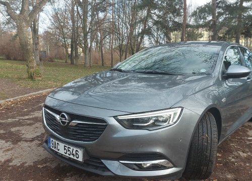 Opel Insignia zepředu